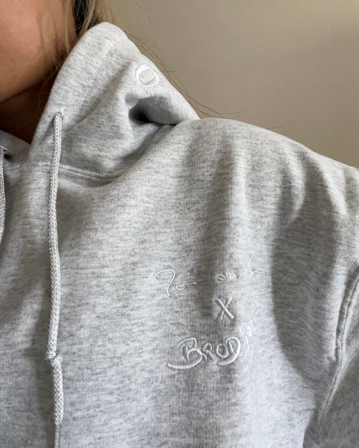MIYAZAKI | POISSONLABO X BRODRAN | Sweat à capuche brodé