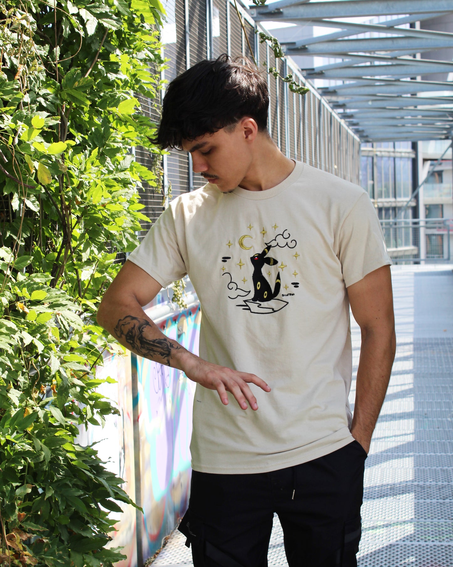 Nymphali | Pokémon | T-shirt brodé